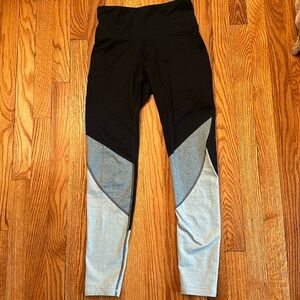 Old navy blue active leggings size 0